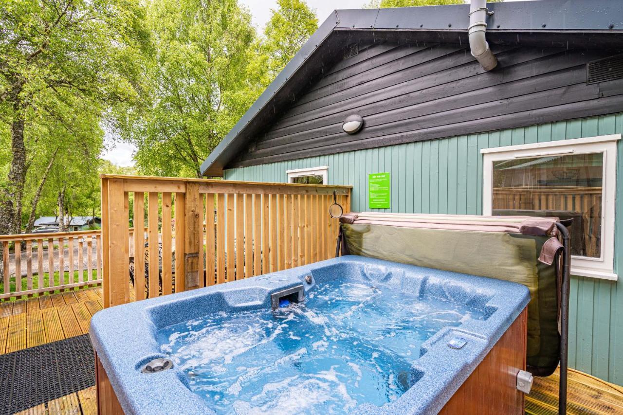 Bracken Lodge 7 With Hot Tub Belladrum Kültér fotó